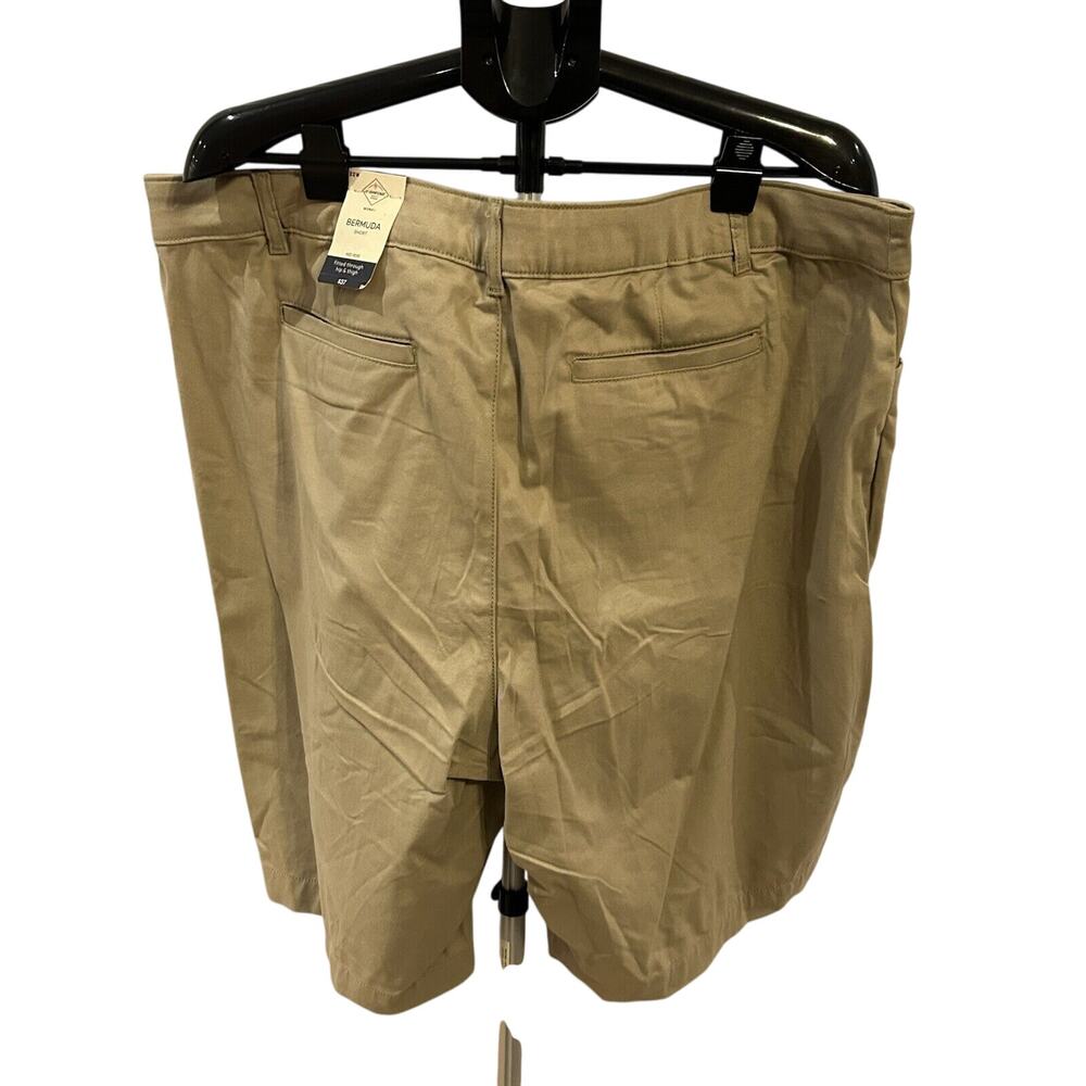 NWT St.John's Bay Mid Rise Khaki Bermuda Shorts Women's size 22W - Picture 4 of 8